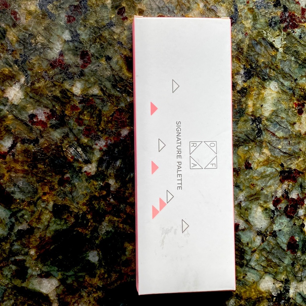 OFRA Sweet dream makeup palette-New in box.